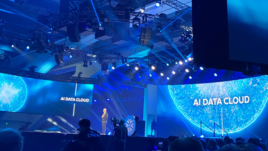 ITing - [Snowflake Data Cloud Summit 2024] Platform Keynote